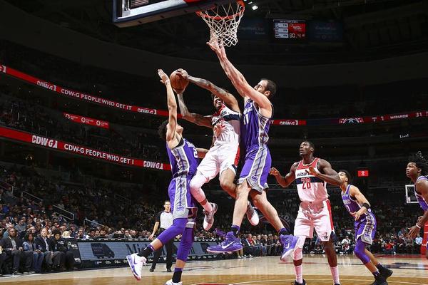 阿斯：罗马仍在关注小火柴，贝蒂斯与塞维利亚也加入竞争（阿斯报：罗马继续关注“小火柴”，贝蒂斯与塞维利亚入局争夺）