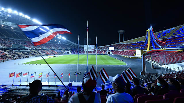 东体：申花踢广岛将沿用433阵型，斯卢茨基并非只会442菱形（东体：申花战广岛继续用4-3-3，斯卢茨基并不拘泥于4-4-2菱形）