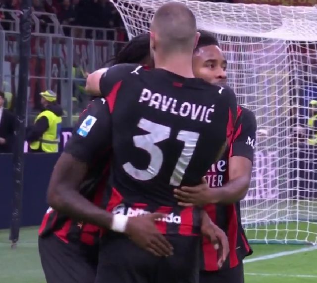 西媒：吕迪格能否续约要看身体状况，沙特俱乐部早就在等着他（西媒：吕迪格续约与否取决于身体状况，沙特俱乐部早已等待）