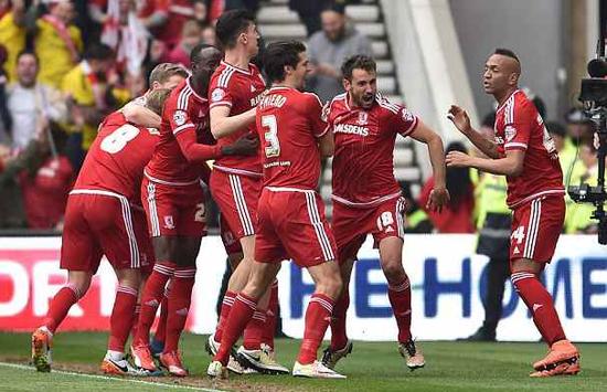 摩根预热C罗专访“加时赛”：特别节目将在北京时间明早7点30分播出（摩根预告C罗专访《加时赛》：特别节目将于北京时间明晨7：30播出）