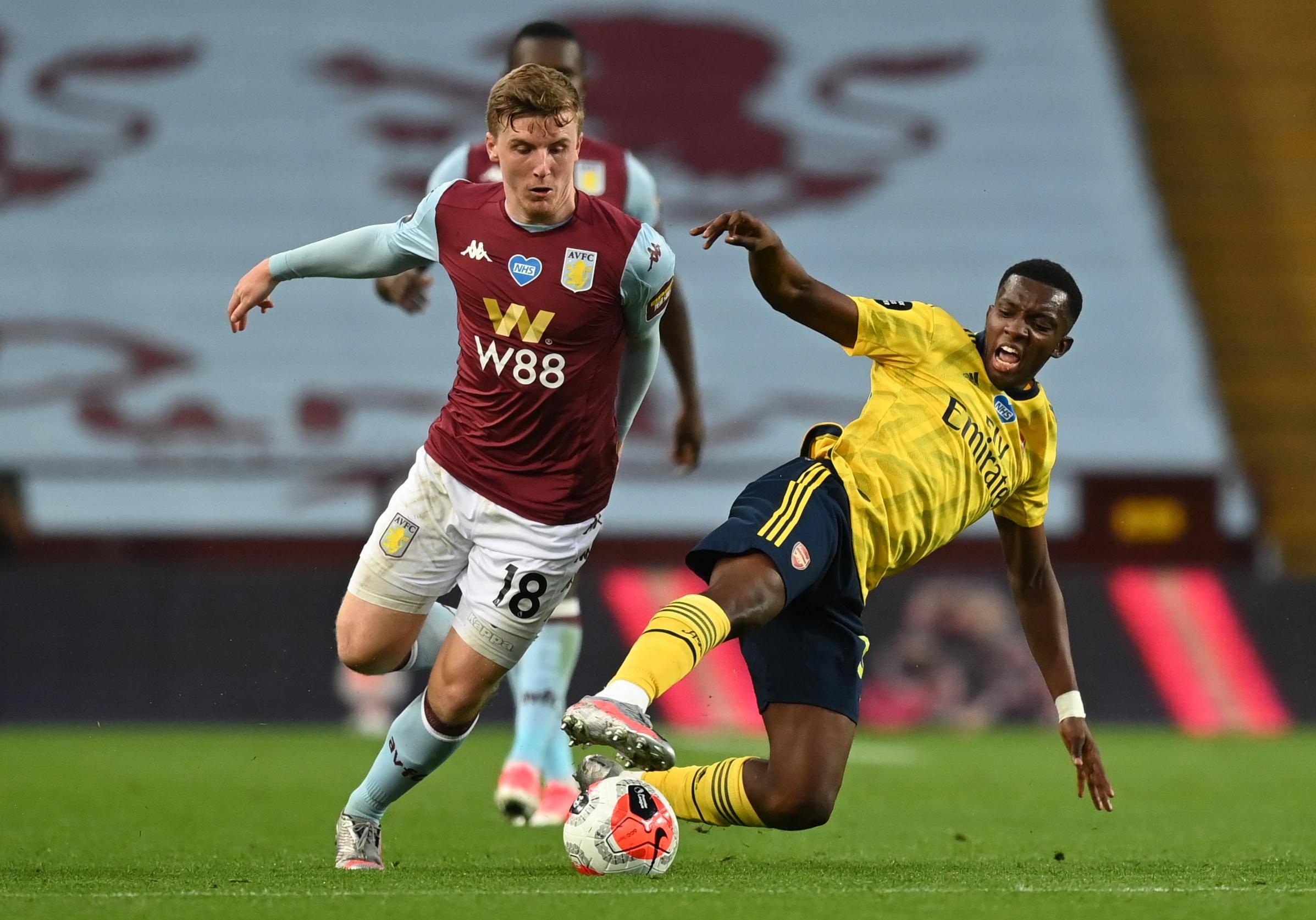 珀斯主帅：我是球队的昆汀·塔伦蒂诺，足球会占据我全部生活（珀斯主帅自称球队的塔伦蒂诺：足球占据了我的全部生活）