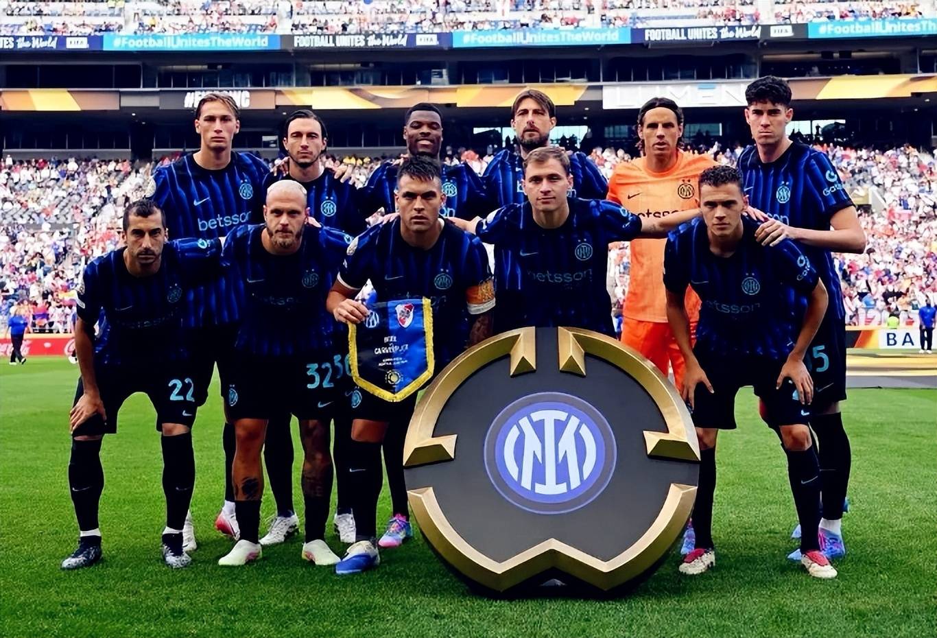 篮协发布声明：严厉打击针对女篮教练员和运动员的AI造谣行为（中国篮协严正声明：重拳打击针对女篮教练与球员的AI谣言）