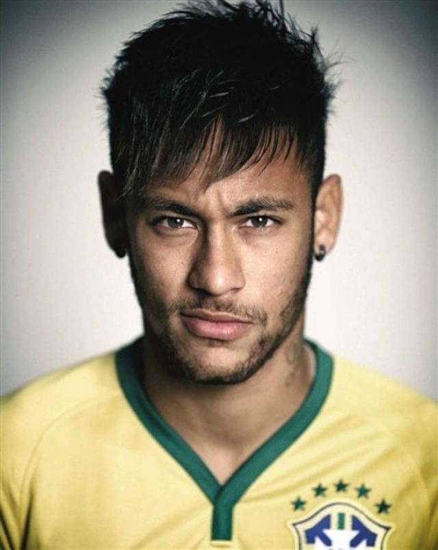 官方：川崎前锋正式签下冈山绿雉外援门将布罗德森（川崎前锋官宣：签下冈山绿雉外援门将布罗德森）