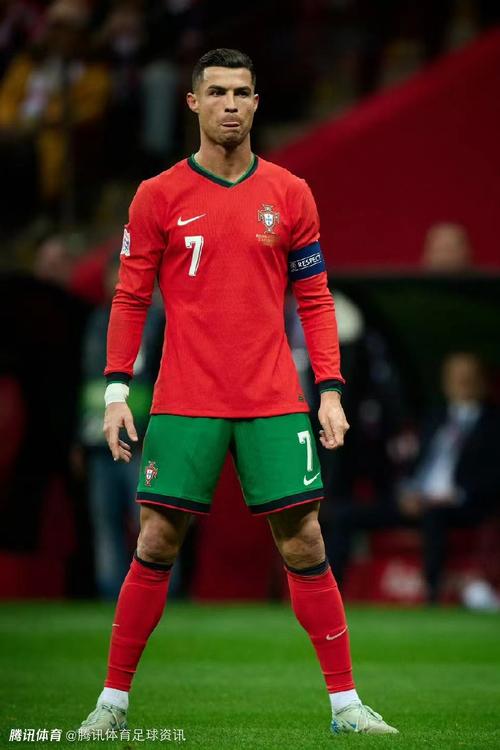 辽宁连续大胜展实力（辽宁连场大捷彰显统治力）