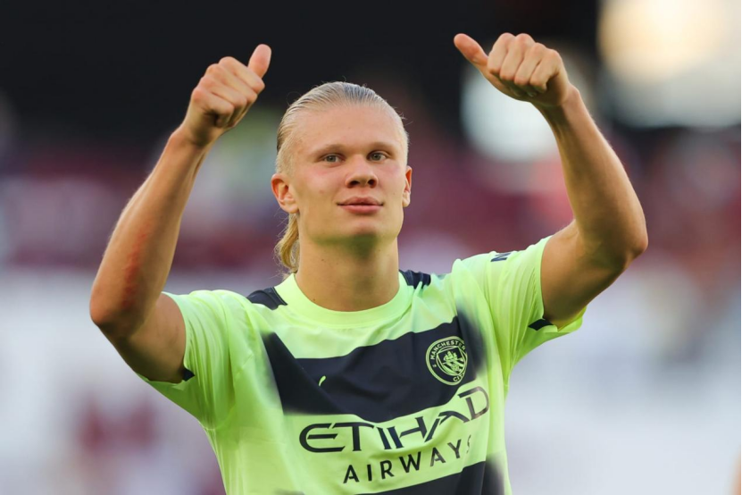 詹卢卡-西蒙尼谈朱利亚诺：父亲总说他是最好的，他前途无量（詹卢卡-西蒙尼评朱利亚诺：父亲盛赞其为最佳，前景无限）