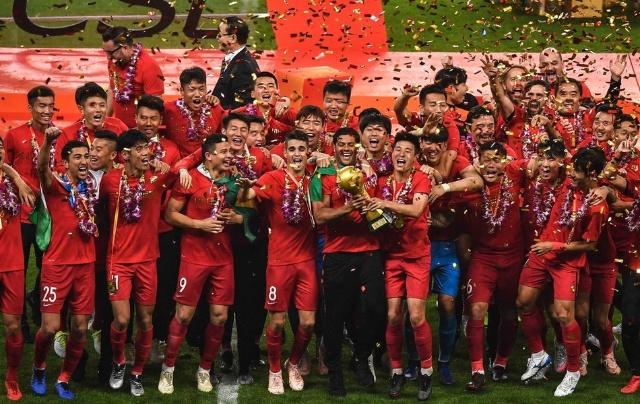 米体：梅努想加盟那不勒斯，麦克托米奈的成功是吸引他的因素（米体：梅努倾向加盟那不勒斯，麦克托米奈的成功成关键吸引力）