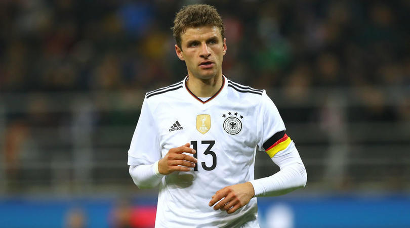 NBA：勇士末节发力 击败雷霆止住颓势（NBA：勇士末节爆发 擒雷霆止颓）