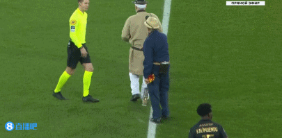 李镇全：战越南下半场我们出现了体能问题；踢韩国要全力以赴