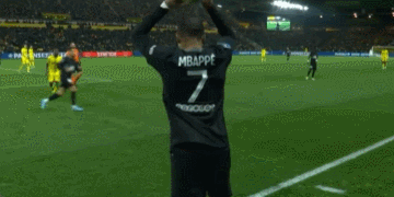 记者：莱比锡已拒绝纽卡对谢什科的报价，希望曼联竞价